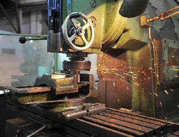 универсальный фрезерный станок